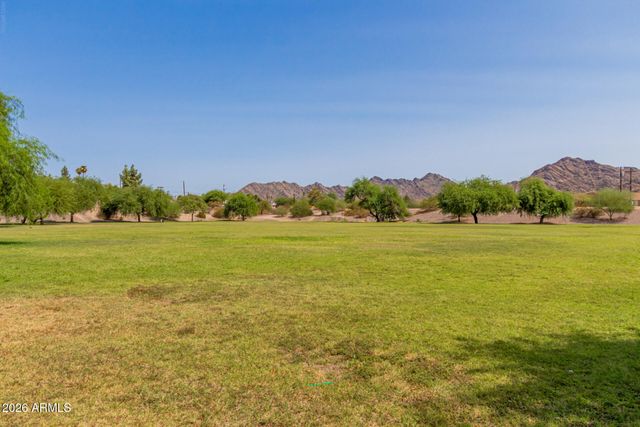 8802 N 8TH Street A2, Phoenix, AZ 85020