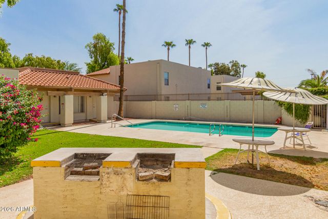 8802 N 8TH Street A2, Phoenix, AZ 85020