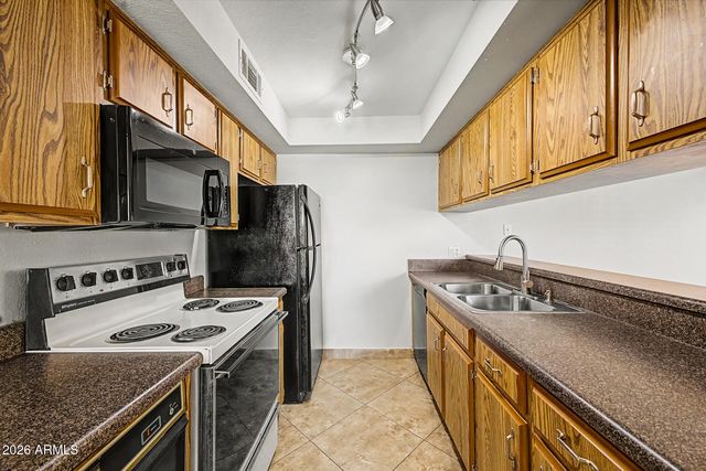 8802 N 8TH Street A2, Phoenix, AZ 85020