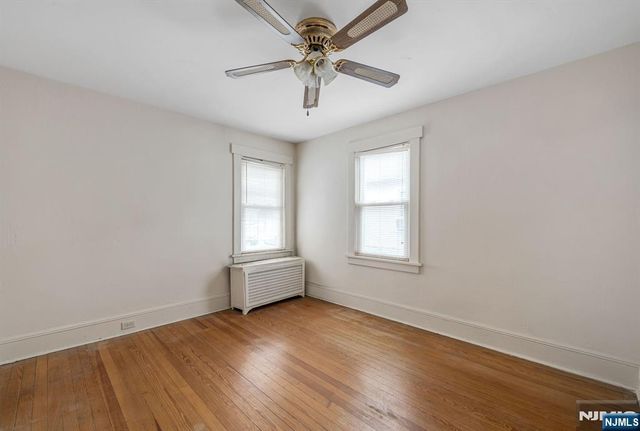 30 Walter Hammond Place, Waldwick, NJ 07463