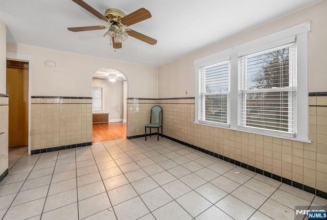30 Walter Hammond Place, Waldwick, NJ 07463