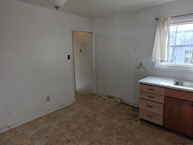 3425 MYERS CT, Cheyenne, WY 82001