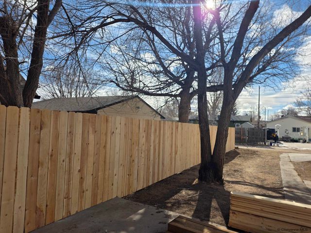 3425 MYERS CT, Cheyenne, WY 82001