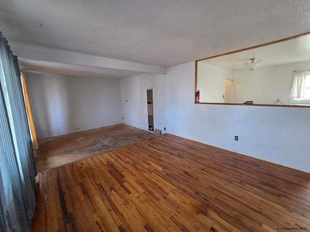3425 MYERS CT, Cheyenne, WY 82001