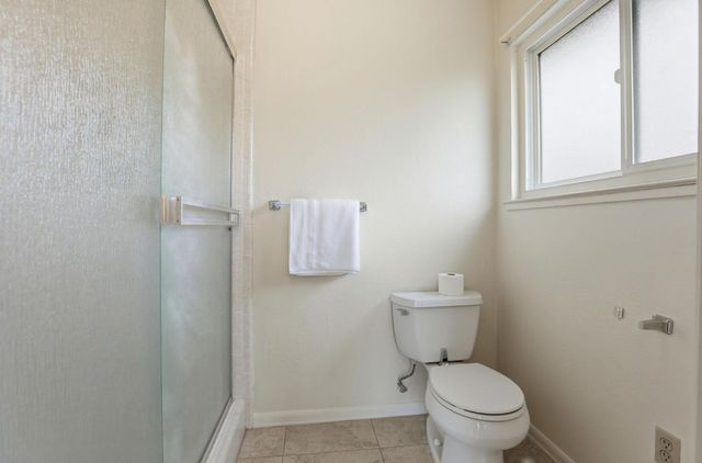 9872 Oakplace E, Folsom, CA 95630