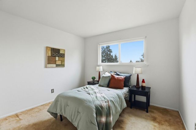 9872 Oakplace E, Folsom, CA 95630