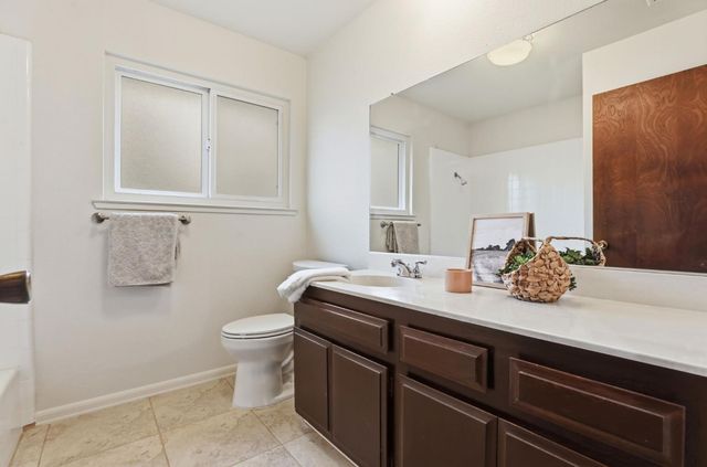 9872 Oakplace E, Folsom, CA 95630