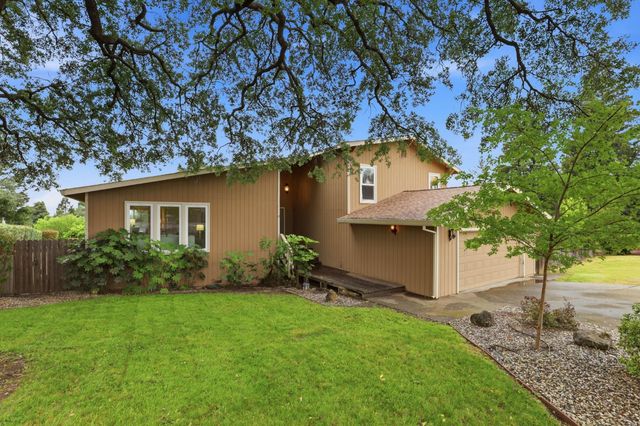 9872 Oakplace E, Folsom, CA 95630