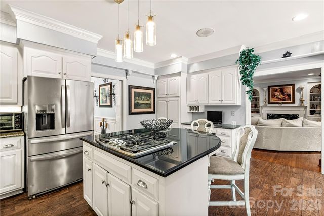 1933 Tara Trail, Lancaster, SC 29720