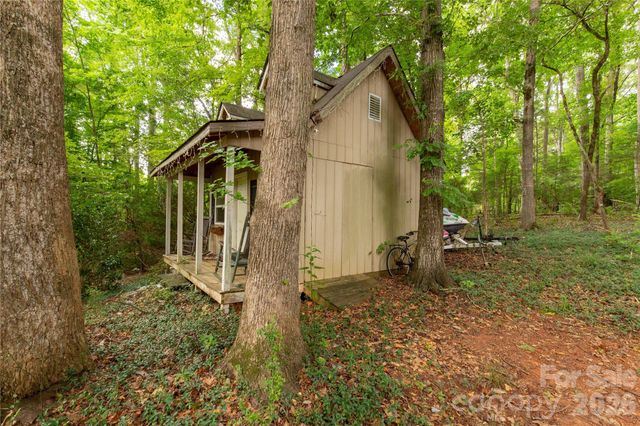 1933 Tara Trail, Lancaster, SC 29720