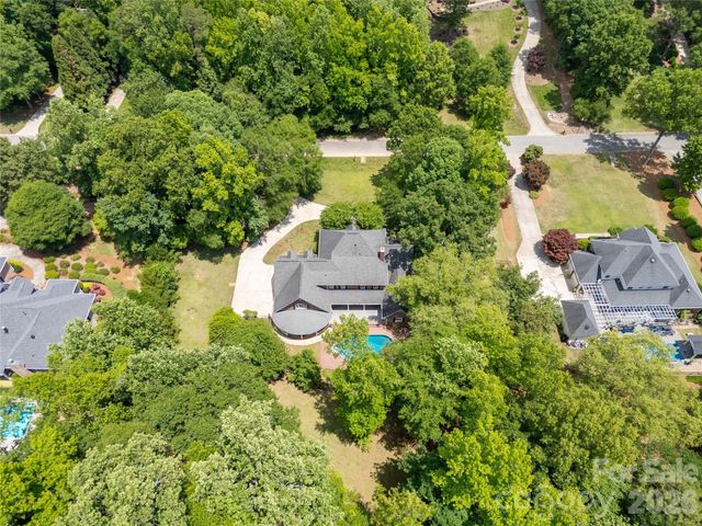 1933 Tara Trail, Lancaster, SC 29720