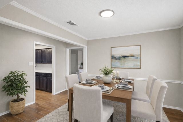 1710 Sylvan Drive, Arlington, TX 76012