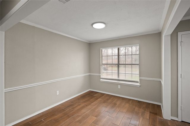 1710 Sylvan Drive, Arlington, TX 76012