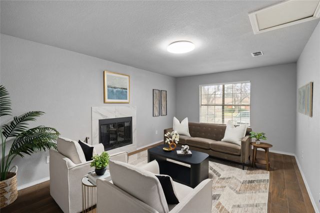 1710 Sylvan Drive, Arlington, TX 76012