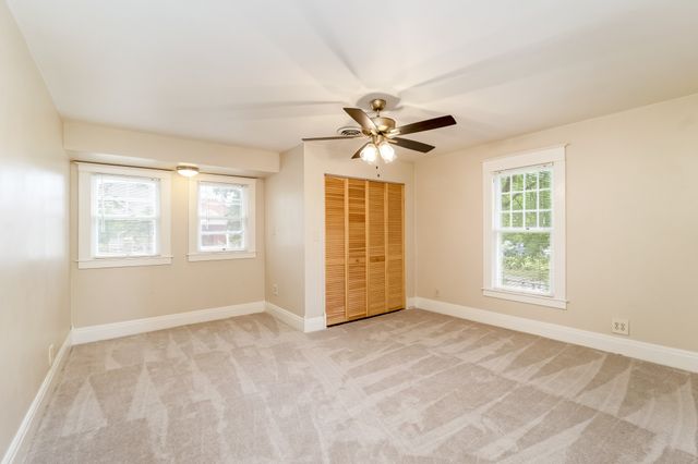 205 W Main St, Greenbrier, TN 37073
