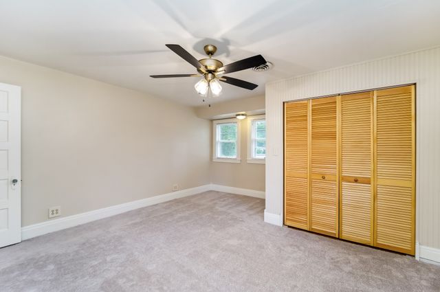 205 W Main St, Greenbrier, TN 37073