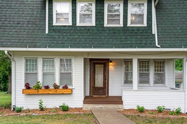 205 W Main St, Greenbrier, TN 37073