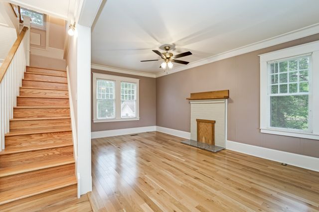 205 W Main St, Greenbrier, TN 37073