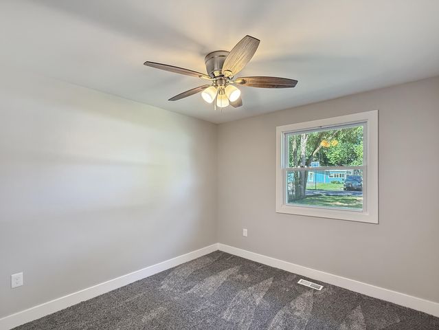 511 S 22nd Street, Chesterton, IN 46304