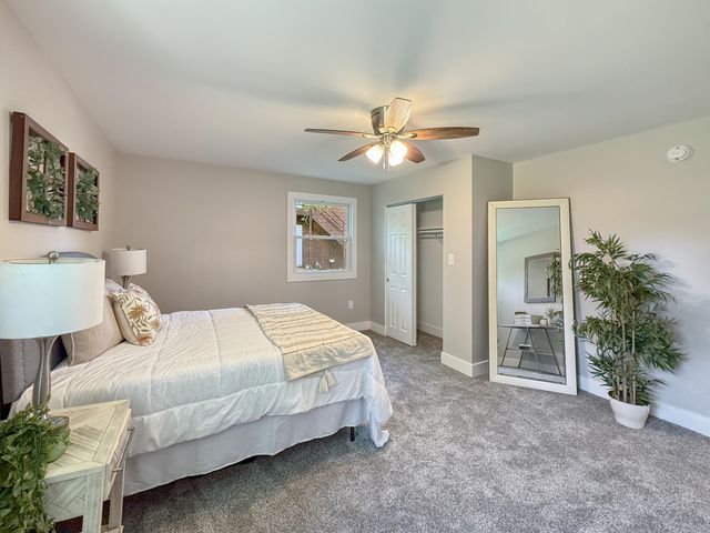 511 S 22nd Street, Chesterton, IN 46304