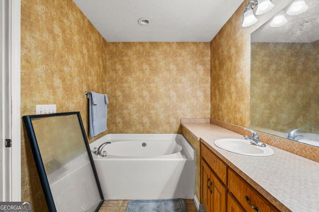 1304 Bunker Ridge Lane, Columbus, GA 31907