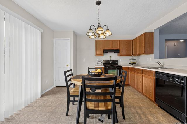 9922 Hawksbill Peak, San Antonio, TX 78245