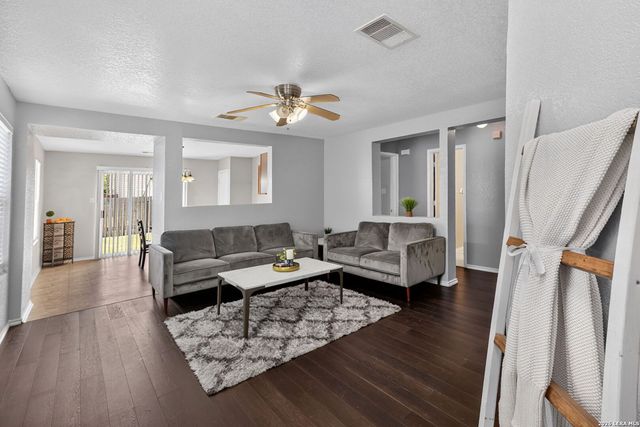 9922 Hawksbill Peak, San Antonio, TX 78245