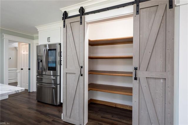 1705 April CT, Chesapeake, VA 23323