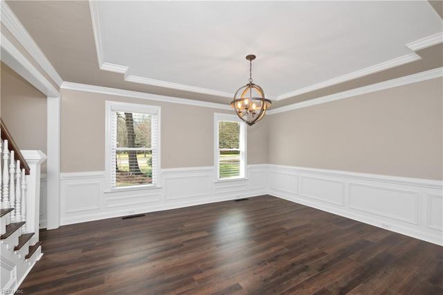 1705 April CT, Chesapeake, VA 23323