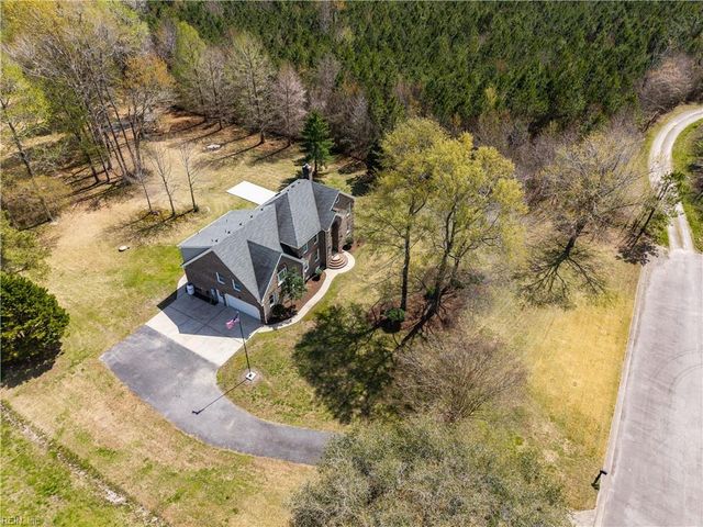 1705 April CT, Chesapeake, VA 23323