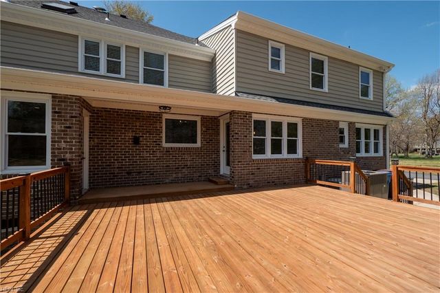 1705 April CT, Chesapeake, VA 23323