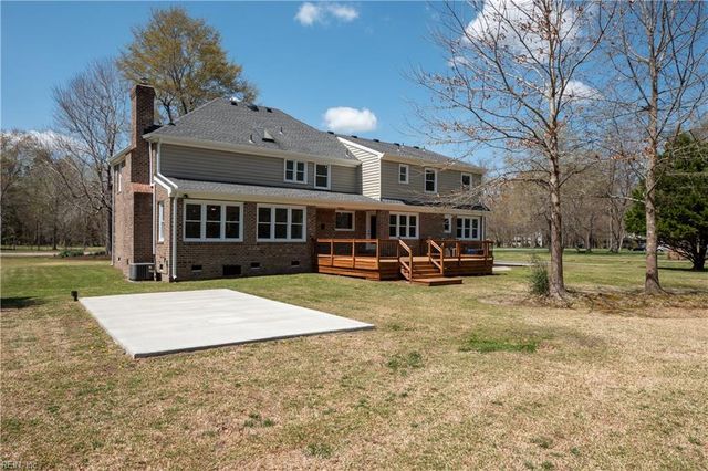 1705 April CT, Chesapeake, VA 23323