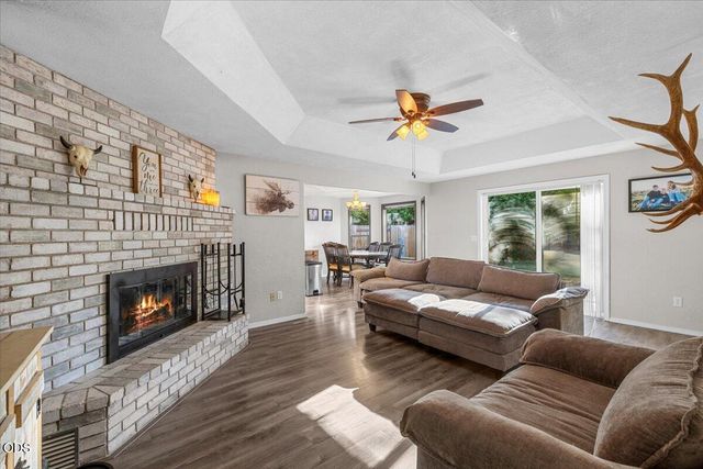 1882 Filmore Drive, Medford, OR 97504