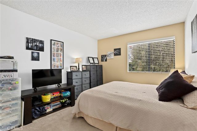 12401 Willow Forest Drive, Moorpark, CA 93021