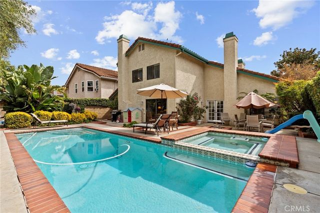 12401 Willow Forest Drive, Moorpark, CA 93021