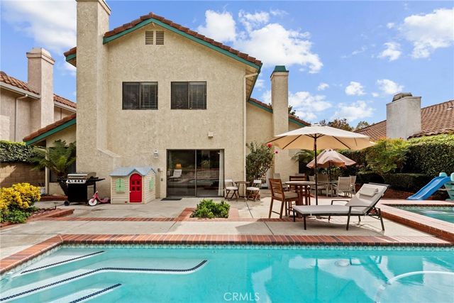 12401 Willow Forest Drive, Moorpark, CA 93021