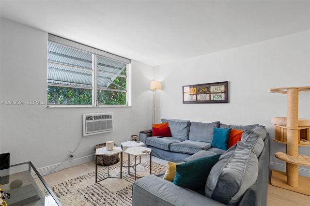 915 Jefferson Ave 2E, Miami Beach, FL 33139