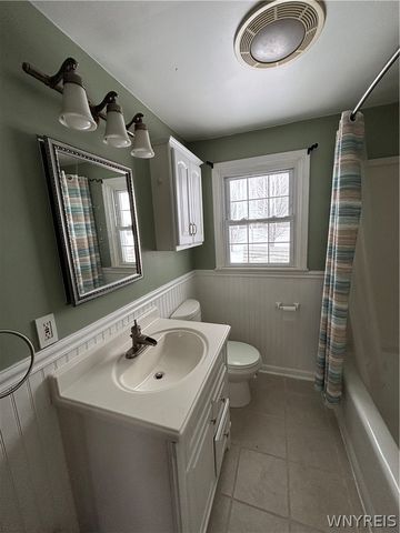 3815 Carmen Road, Hartland, NY 14105