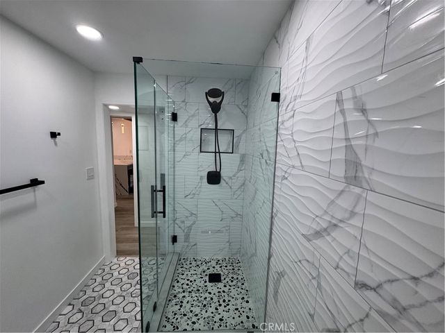 6771 Springpark 208A, Los Angeles, CA 90056