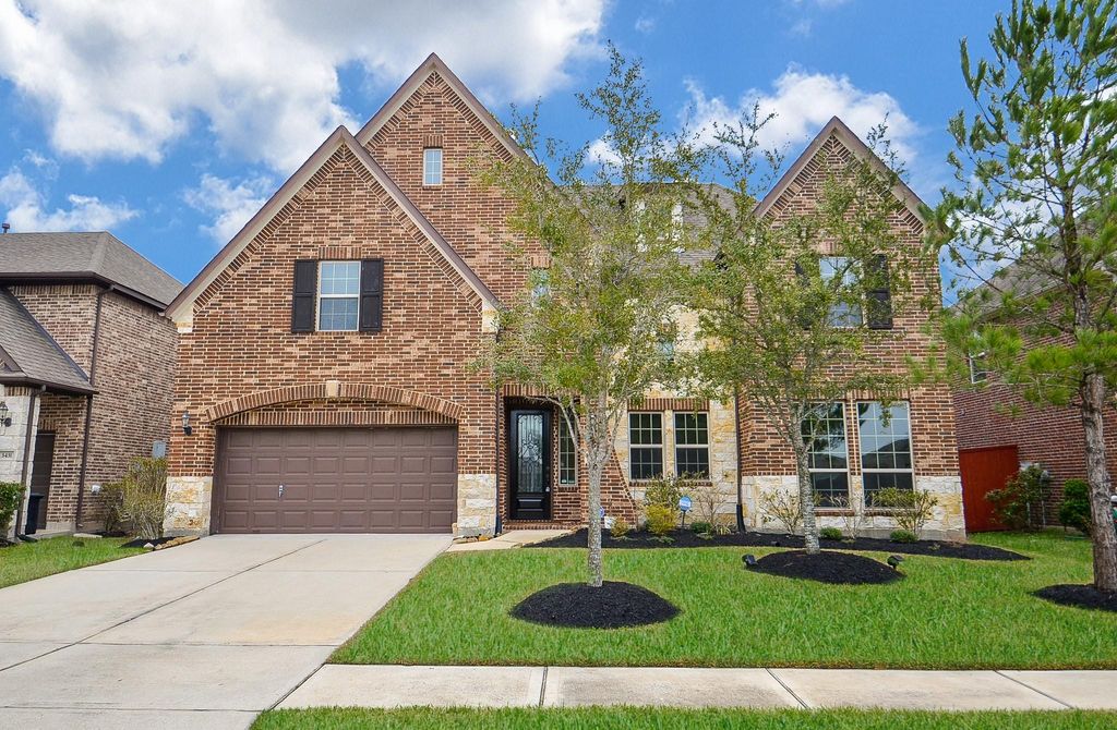 3435 Pennington Trace Drive, Katy, TX 77494