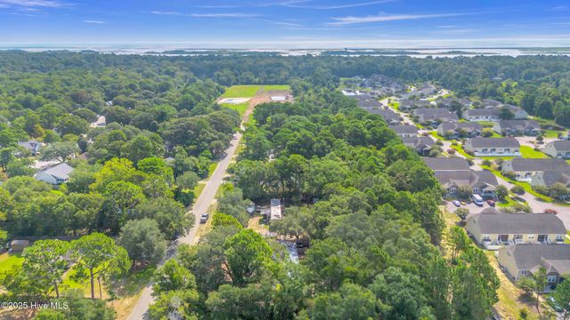 122 Heathcliff Road, Wilmington, NC 28409