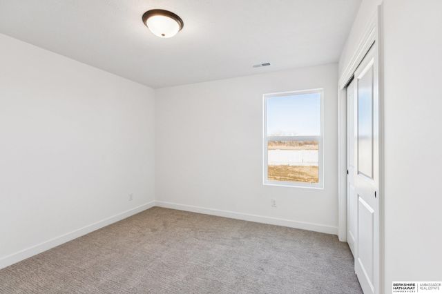 21424 Z Street, Elkhorn, NE 68022