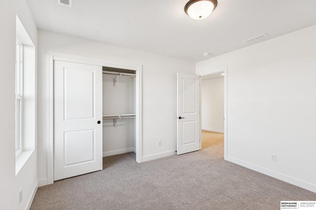 21424 Z Street, Elkhorn, NE 68022