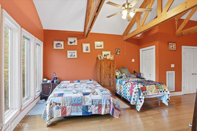 320 Norton Crossing, Maryville, TN 37803