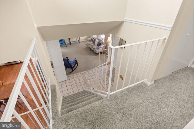 6027 RIDGE FORD DR, Burke, VA 22015