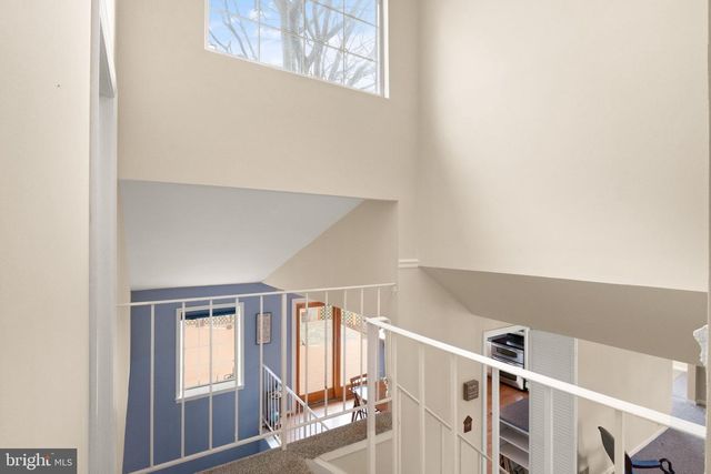 6027 RIDGE FORD DR, Burke, VA 22015