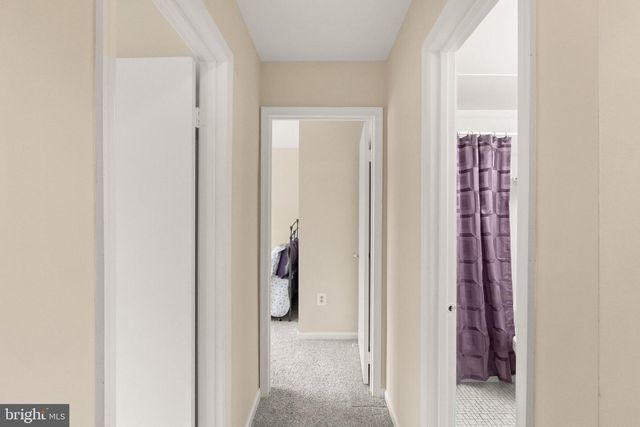 6027 RIDGE FORD DR, Burke, VA 22015