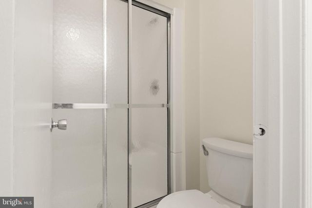 6027 RIDGE FORD DR, Burke, VA 22015