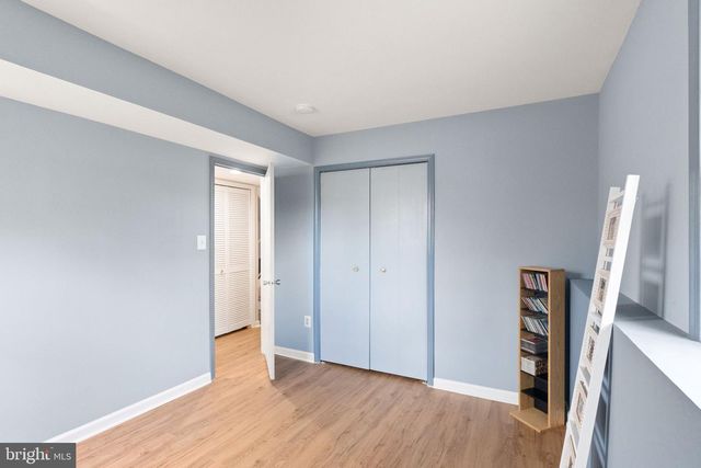 6027 RIDGE FORD DR, Burke, VA 22015