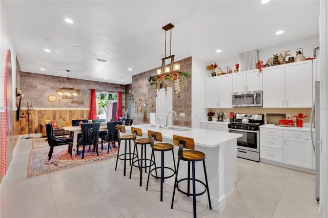 2632 SUNRISE SHORES DRIVE, Kissimmee, FL 34747